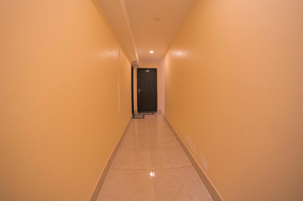 Hotel Chhimeki Катманду Экстерьер фото