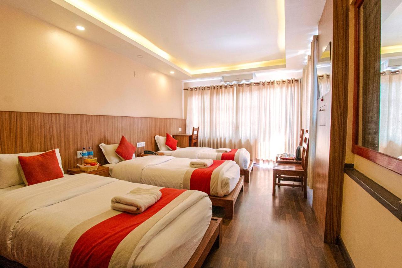 Hotel Chhimeki Катманду Экстерьер фото